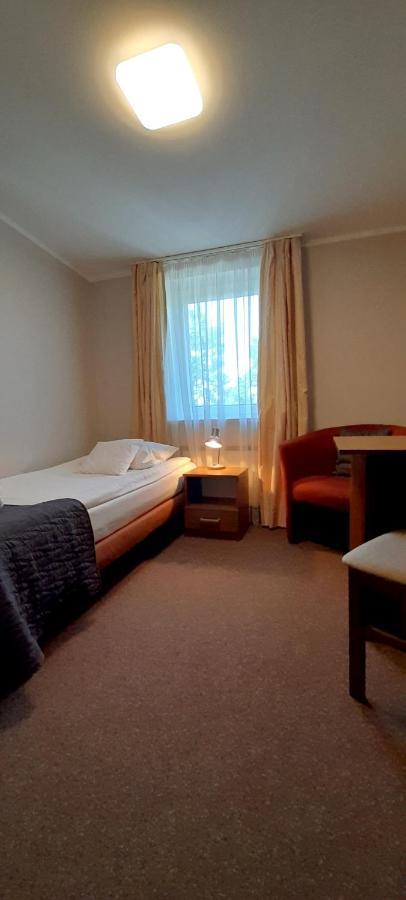 Astral Lejlighedshotel Raszyn Eksteriør billede